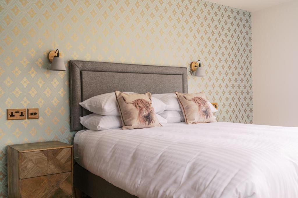 The Blind Bull Hotell Little Hucklow Exteriör bild