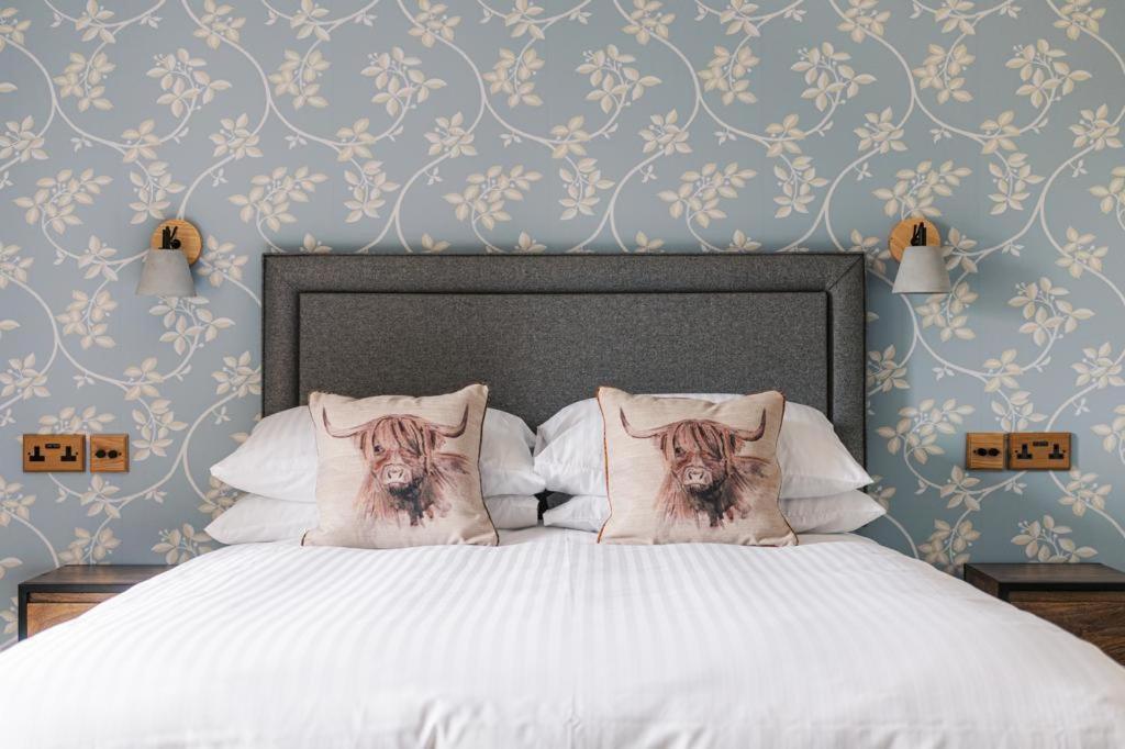 The Blind Bull Hotell Little Hucklow Exteriör bild