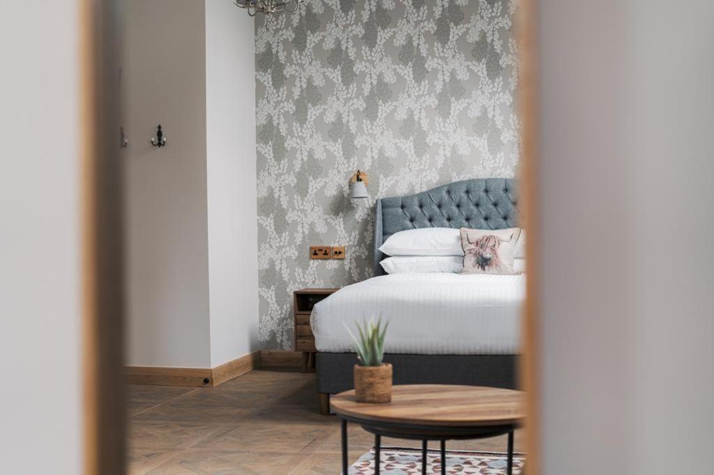 The Blind Bull Hotell Little Hucklow Exteriör bild