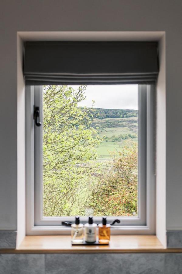 The Blind Bull Hotell Little Hucklow Exteriör bild